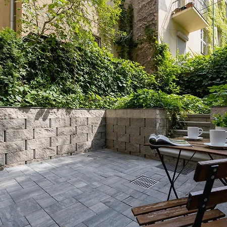 Apartment Classic & Elegant Moniuszki In By Renters