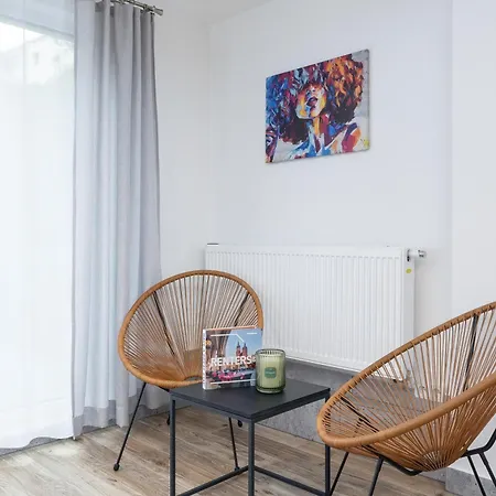 Classic & Elegant Moniuszki In By Renters Διαμέρισμα